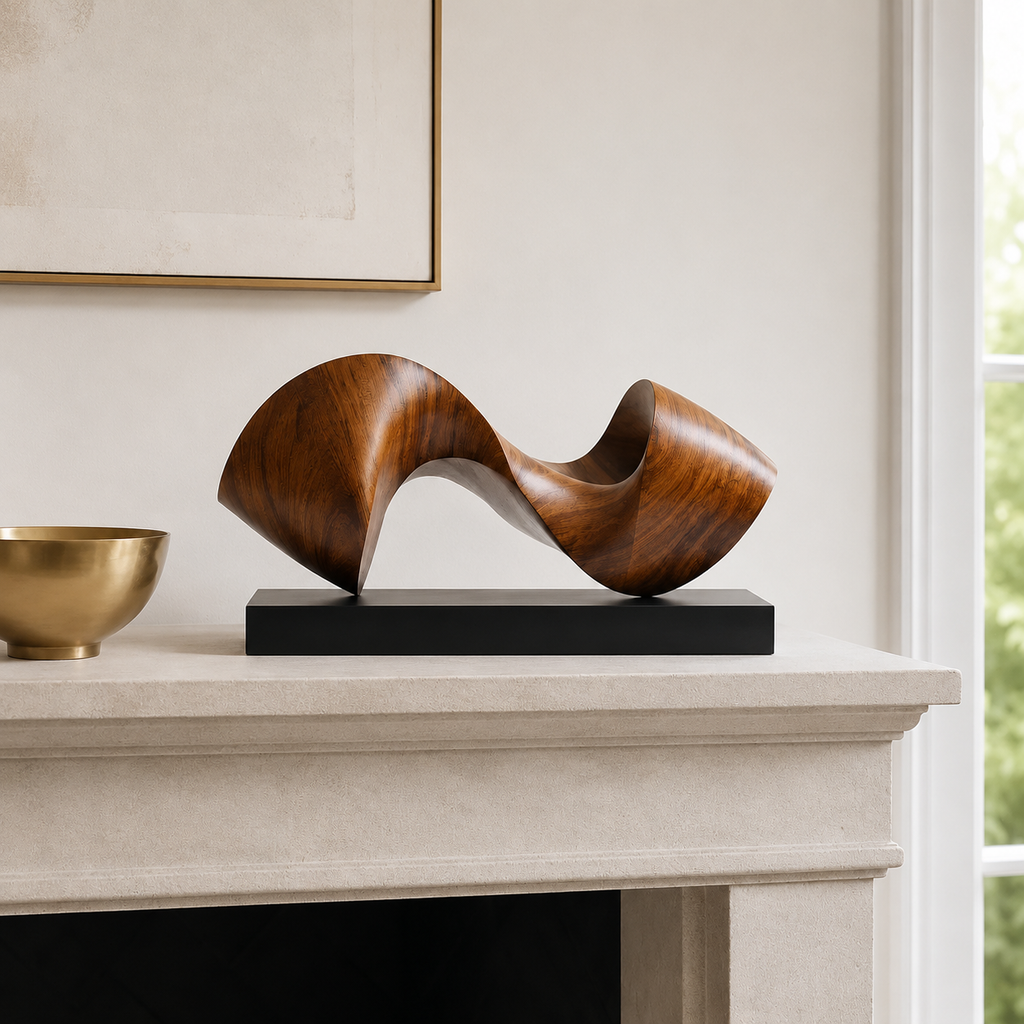 Abstrakte Holzskulptur mit Fließender Form, Moderne Tischdekoration fur Regal und Sideboard